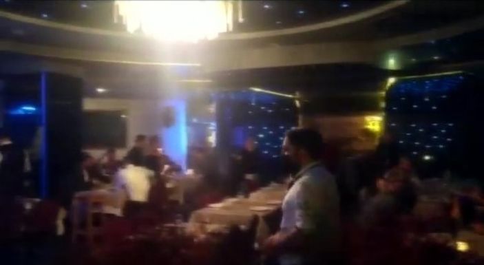 d Ataşehir'de otel restoranında eğlence