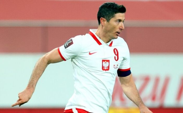 Robert Lewandowski 4 hafta yok