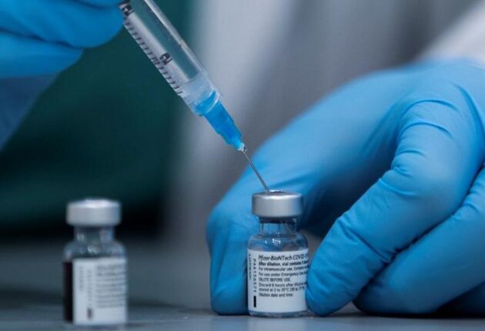 Vatandaşlar istediği koronavirüs aşısını yaptırabiliyor