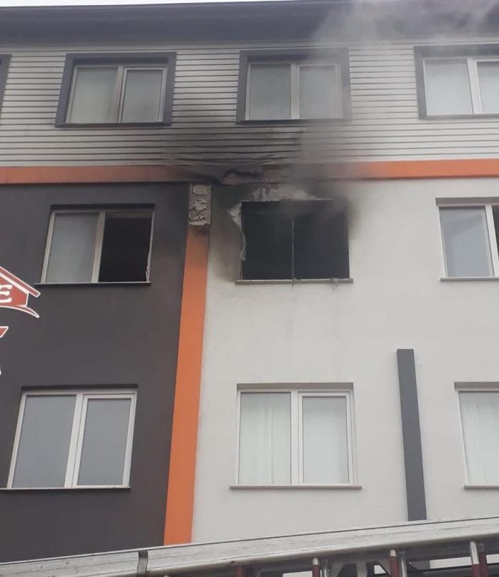 Burdur’da ateşle oynayan çocuklar evi yaktı