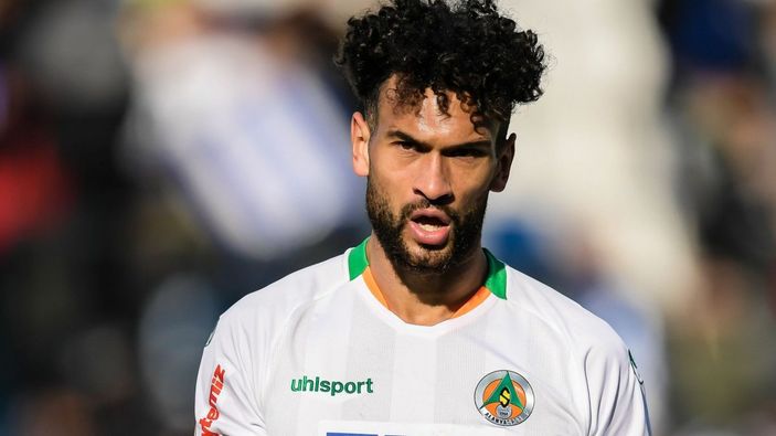 Beşiktaş, Steven Caulker'ı radarına aldı