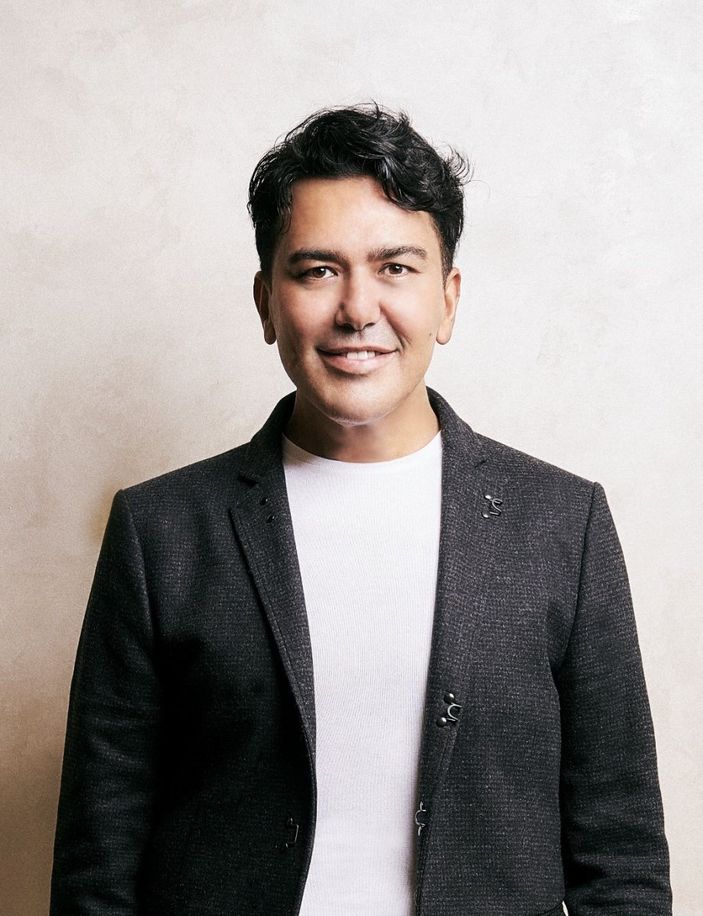 Çene Hattını Yeniden Biçimlendiren Uygulamalar; Botoks ve Jawline Dolgusu