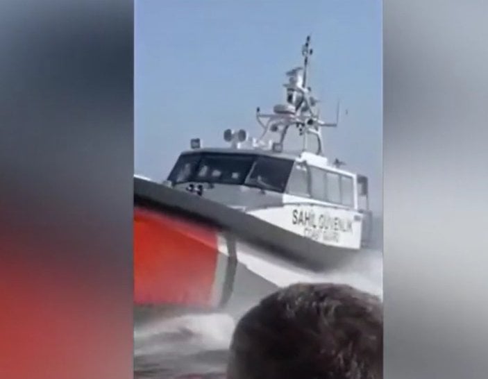 Türk Sahil Güvenlik botundan Yunan gemisine müdahale
