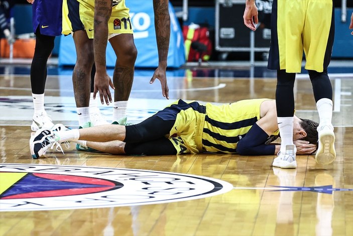 Fenerbahçe EuroLeague'de Barcelona'ya yenildi