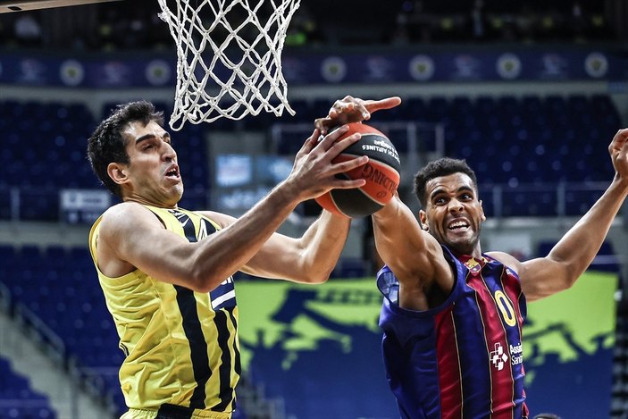 Fenerbahçe EuroLeague'de Barcelona'ya yenildi