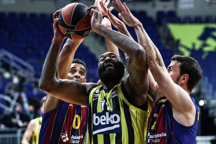 Fenerbahçe EuroLeague'de Barcelona'ya yenildi