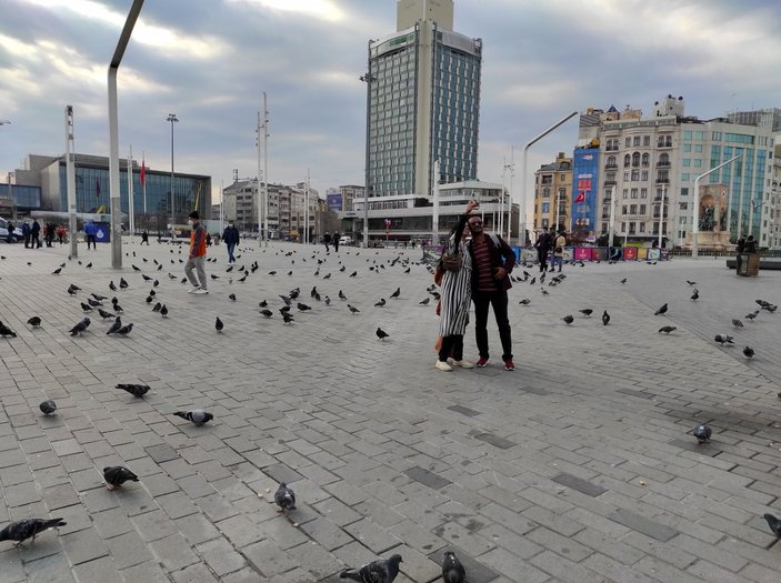 Kısıtlamada Taksim Meydanı turistlere kaldı