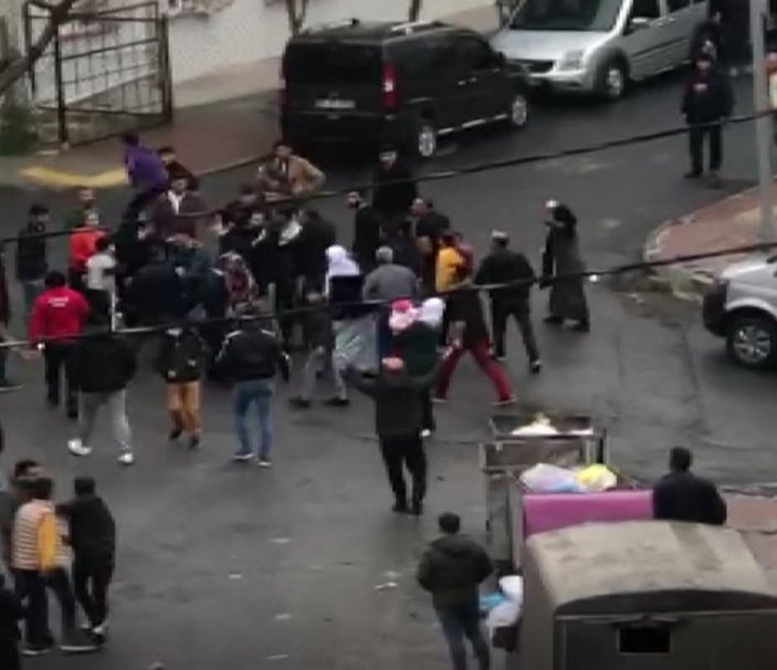 Arnavutköy'de kısıtlama gününde kavga