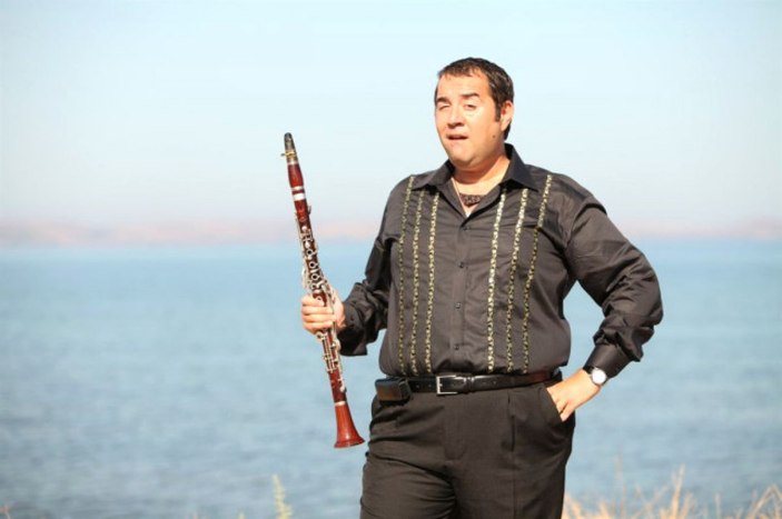 Ata Demirer kimdir? Şarkılar Bizi Söyler konuğu Ata Demirer kaç yaşında, nereli, evli mi?