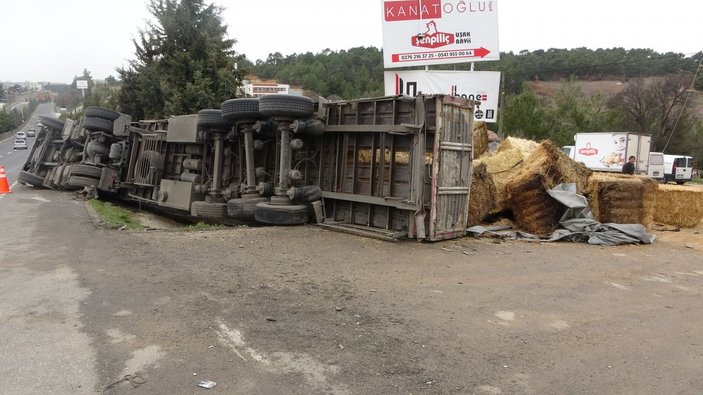 Uşak'ta zincirleme kaza: 9 yaralı