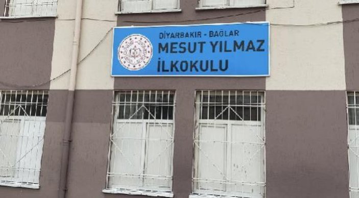 Diyarbakır'da öğretmenden müdüre makaslı tehdit
