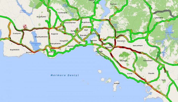 İstanbul'da yağmur etkili oluyor: Trafik erken başladı