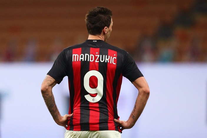 Milan sezon sonu Mandzukic'i gönderecek