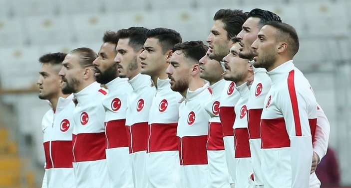 Nihat Özdemir: Tüm futbolcuları aşılatmak istiyorum