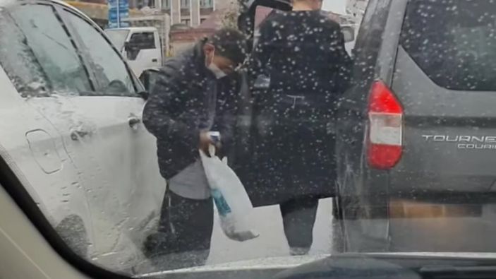 İ Düzce’de görenlerin içini ısıtan görüntü