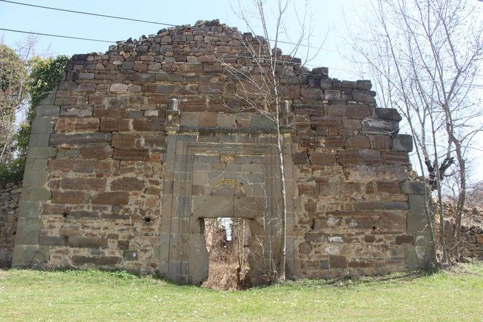 Samsun'da Tarihi Rum Kilisesi definecilerin talanına uğradı