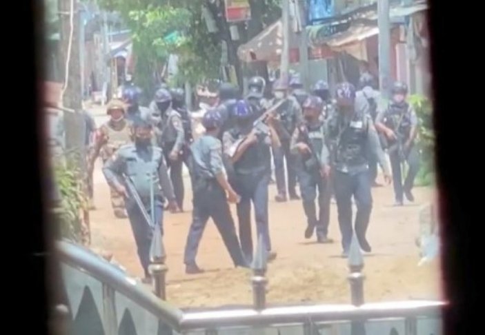 Myanmar'da ordu, protestoculara ateş açtı: 80 ölü