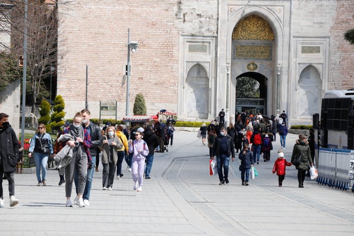 Sultanahmet'te turist yoğunluğu