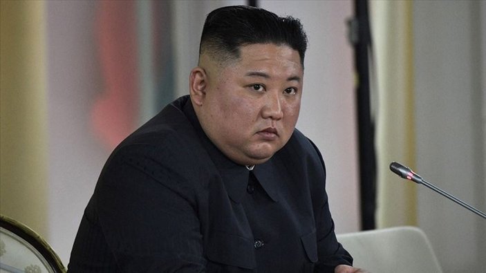 Kuzey Kore'nin balistik füze denizaltısını tamamladığı iddia edildi