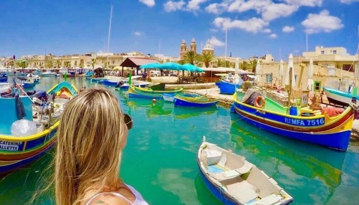 Malta hükümeti, adaya gelen turistlere para ödeyecek