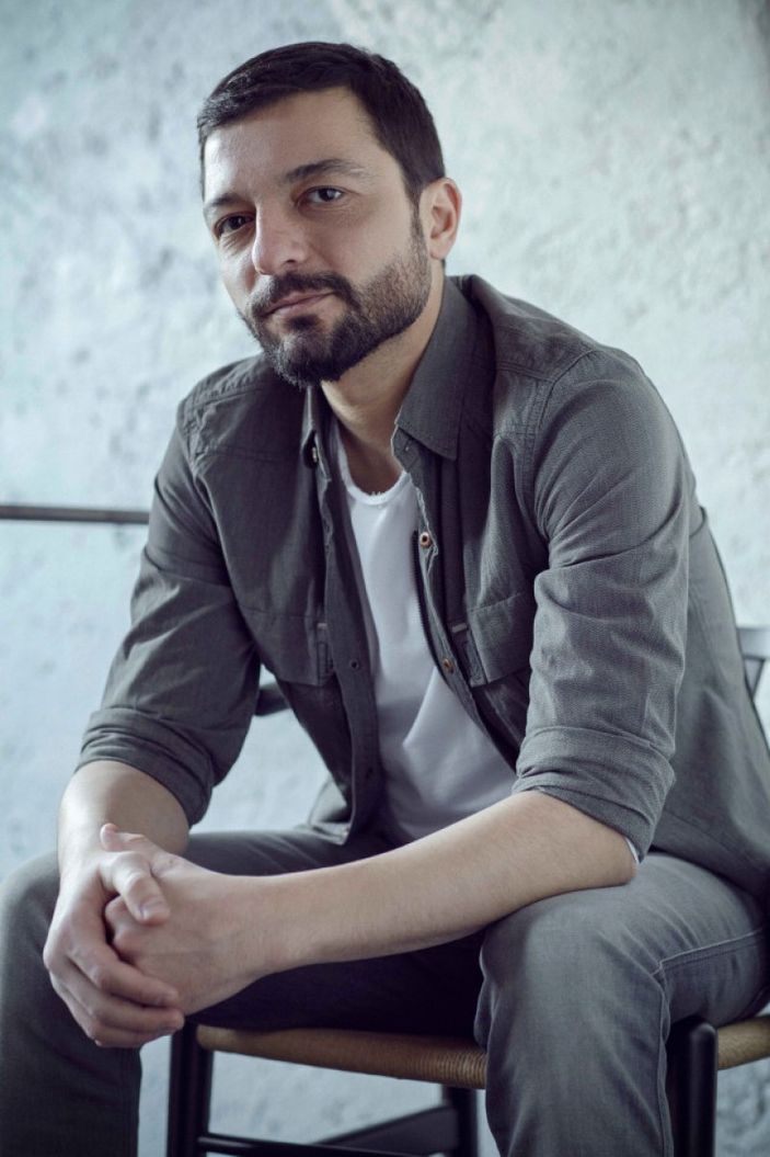 Mehmet Erdem kimdir? Şarkılar Bizi Söyler konuğu Mehmet Erdem kaç yaşında, aslen nereli ve evli mi?