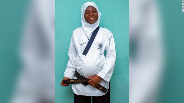 Nijerya'da hamile tekvandocu altın madalya kazandı