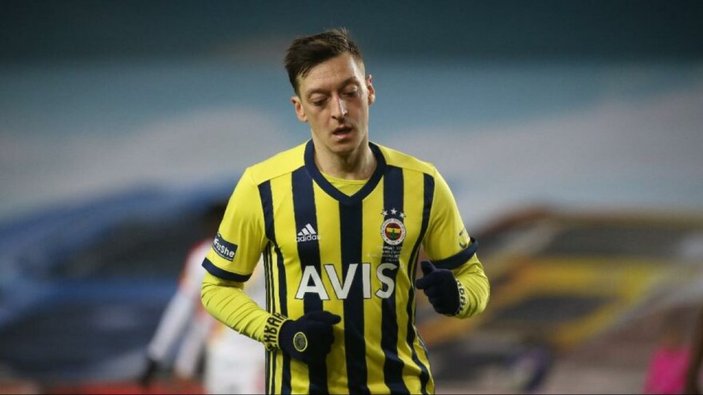 İngiliz basını: Özil'in Fenerbahçe macerası kabus oldu