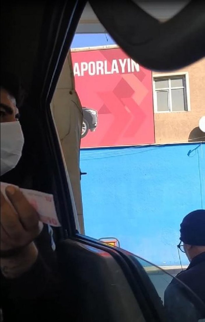 Sultangazi'de akaryakıt istasyonunda 'maske' tartışması