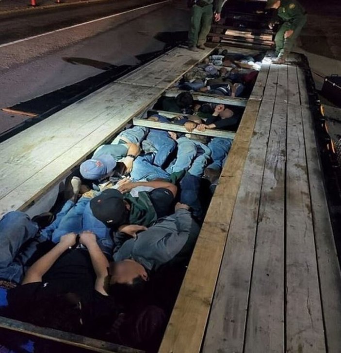 ABD - Meksika sınırında 20 göçmen yakalandı