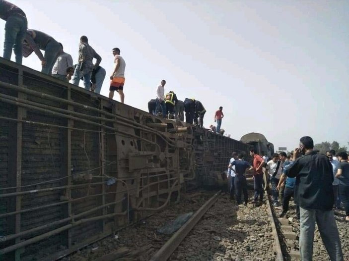 Mısır'da tren kazası