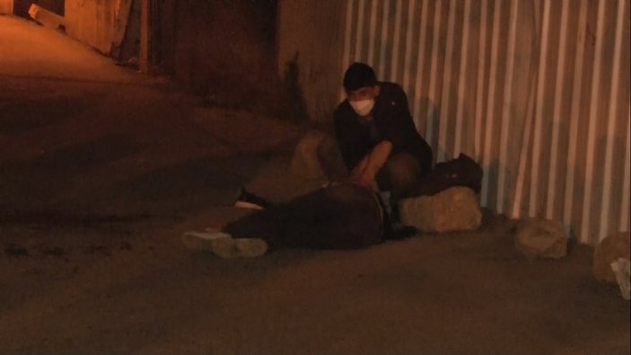 Arnavutköy'de iki grup arasında kavga: 1 ağır yaralı