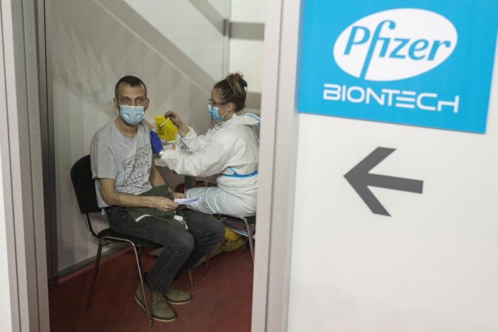 BioNTech ve Pfizer'dan AB'ye 100 milyon doz koronavirüs aşısı