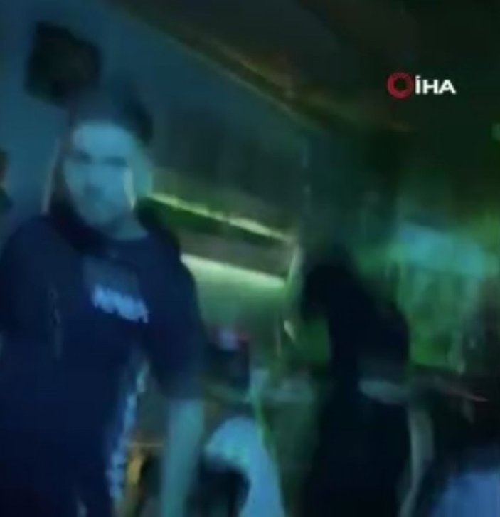 Beyoğlu'nda gündüz lokanta, gece kulüp olarak kullanılan mekana baskın