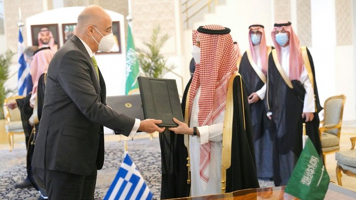 Yunanistan ile Suudi Arabistan, Patriot için anlaşma imzaladı