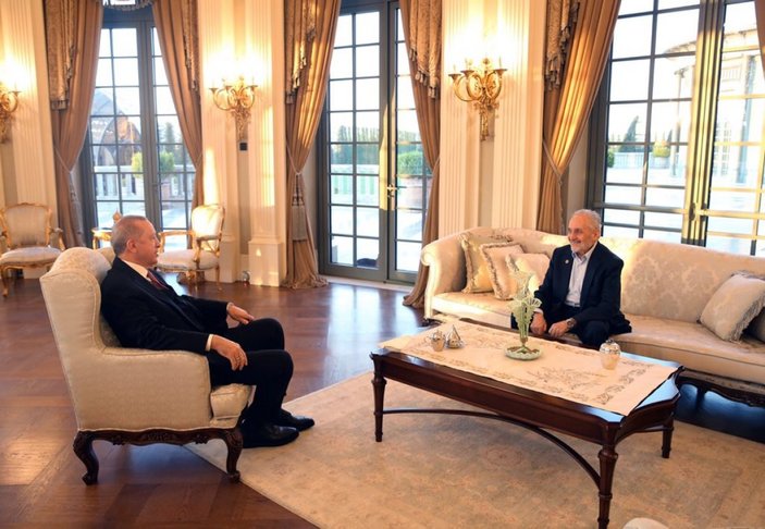 Cumhurbaşkanı Erdoğan, Oğuzhan Asiltürk'le iftar yaptı