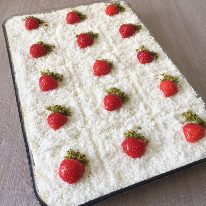 Doğum günü Ramazan'a denk gelenlere: Gelin pastası tarifi..