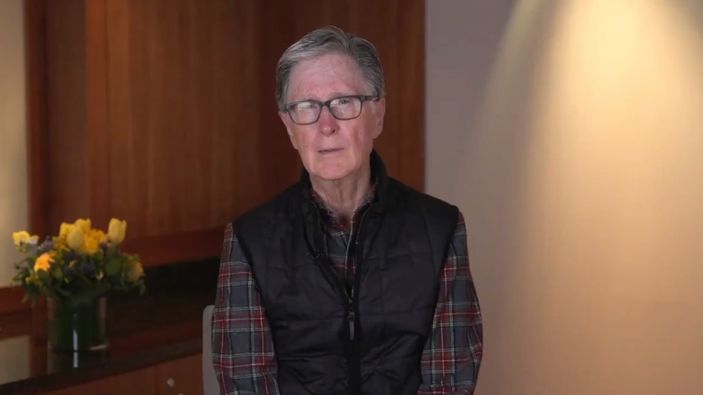 Liverpool'un sahibi Henry, özür videosu yayınladı