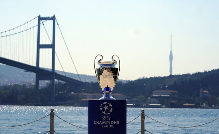 Şampiyonlar Ligi Kupası, İstanbul Boğazı’nda
