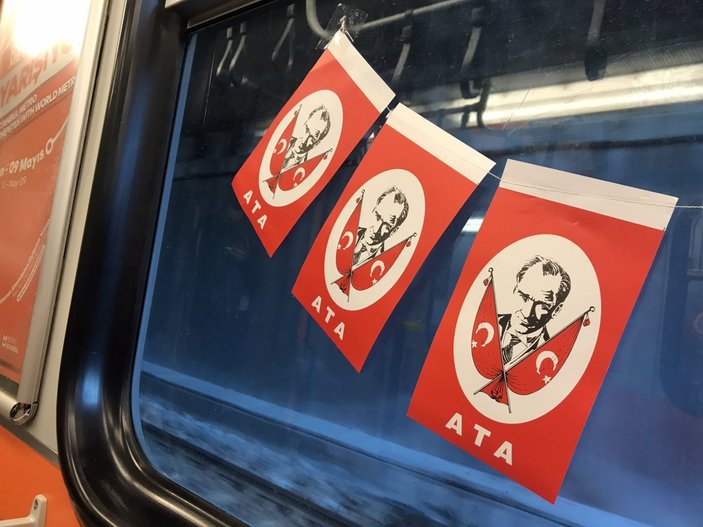 İBB'nin metroları bayrakla süslemesinin maliyeti belli oldu