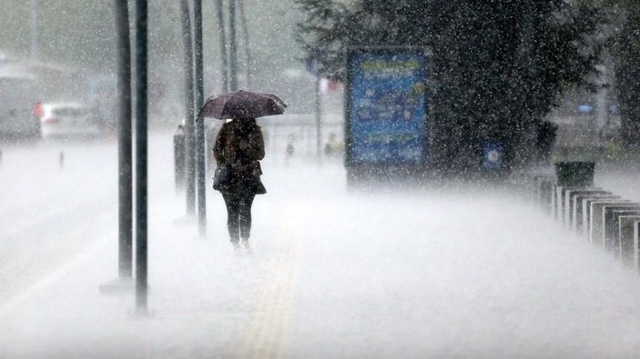 Meteoroloji'den yurt genelinde sağanak yağış uyarısı