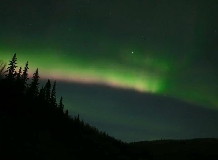 Alaska'da Kuzey Işıkları'nın büyüleyici dansı
