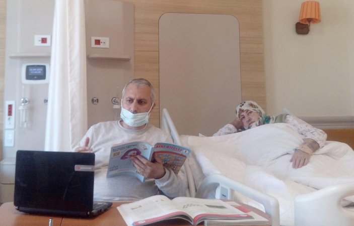Ankara'da görev yapan öğretmen hastane odasını sınıfa çevirdi