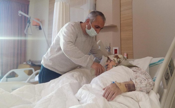 Ankara'da görev yapan öğretmen hastane odasını sınıfa çevirdi