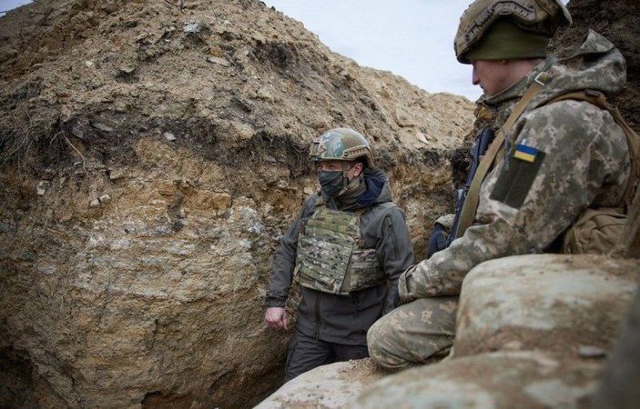 Rusya, Ukrayna sınırlarındaki askerlerini geri çekmeye başladı