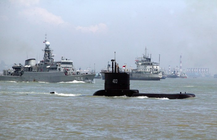 Endonezya’da denizaltı battı, tüm mürettebat yaşamını yitirdi