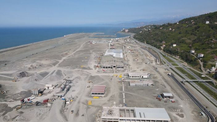 Rize-Artvin Havalimanı’nda çalışmalar sürüyor