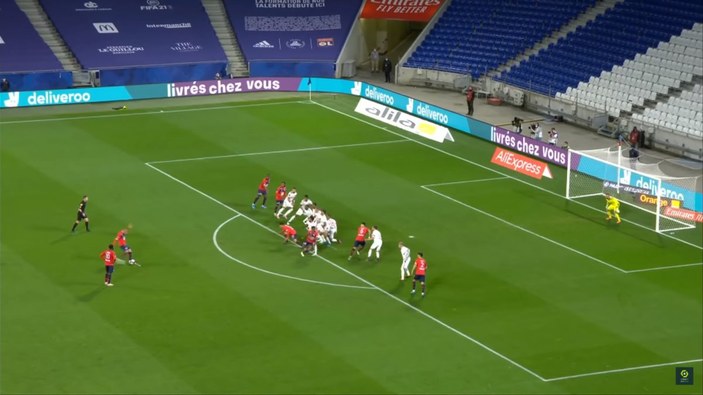 Burak Yılmaz'ın Lyon'a klas golü