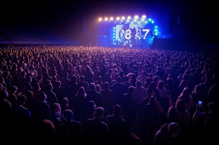 Barselona'da yapılan 5 bin kişilik konser deneyi sonuçlandı