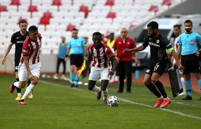 Sivasspor, Yeni Malatyaspor'u tek golle yendi
