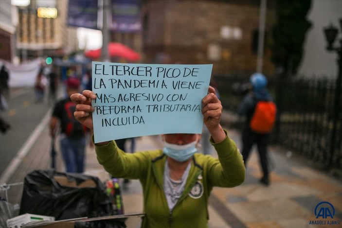Kolombiya'da vergi reformu protestolarında olaylar çıktı